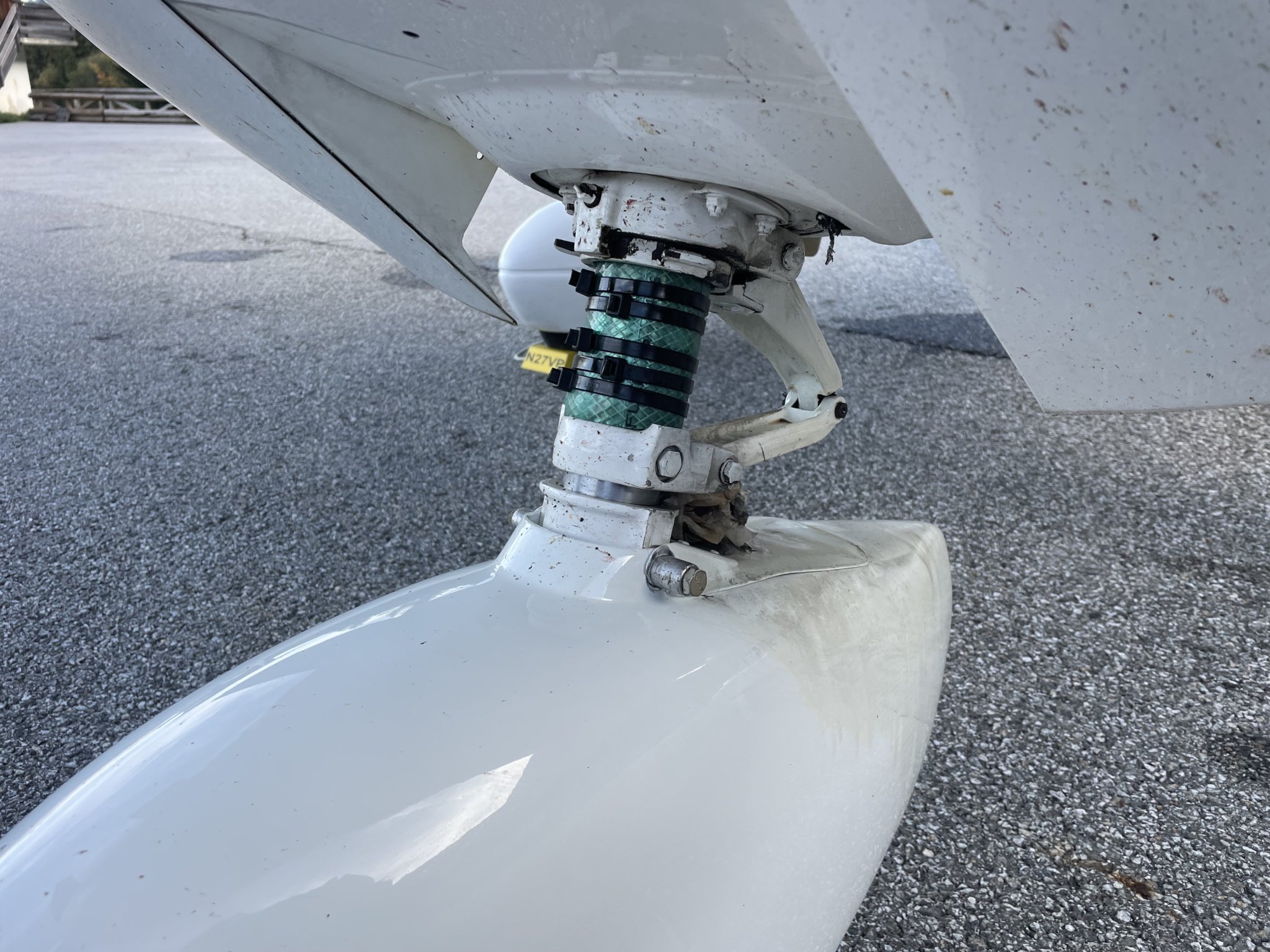 provisorische Reparatur, ausgelegt für eine Landung am Ort der definitiven Reparatur